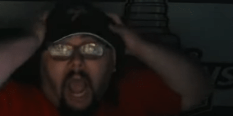 Eagle Fang Yankee Streamer